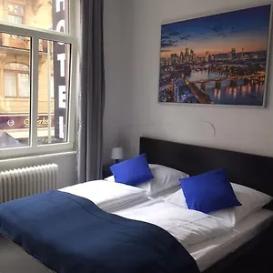 *** Hotel Main Frankfurt Germany